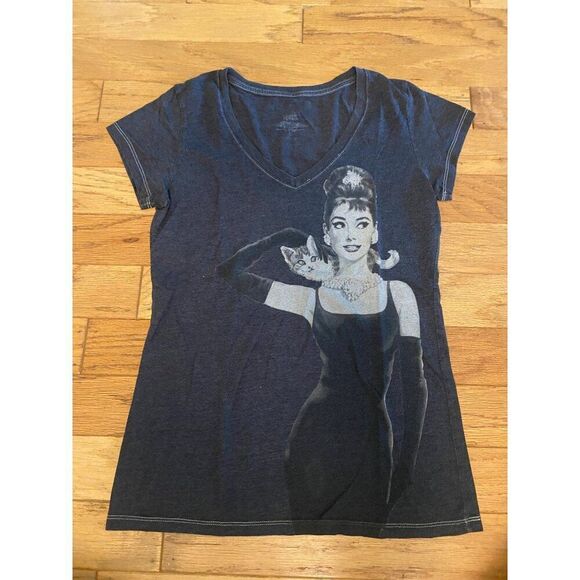 Tops - Audrey Hepburn womens Graphic V-Neck Short Sleeve fitted casual t-shirt sz large